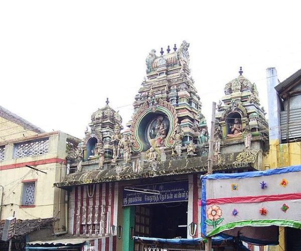 Koodal Azhagar Temple entrance