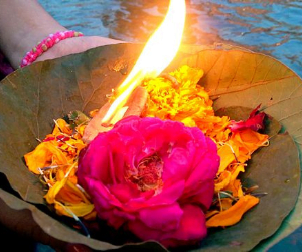 Deep Dhaan at Har-Ki-Pauri Haridwar