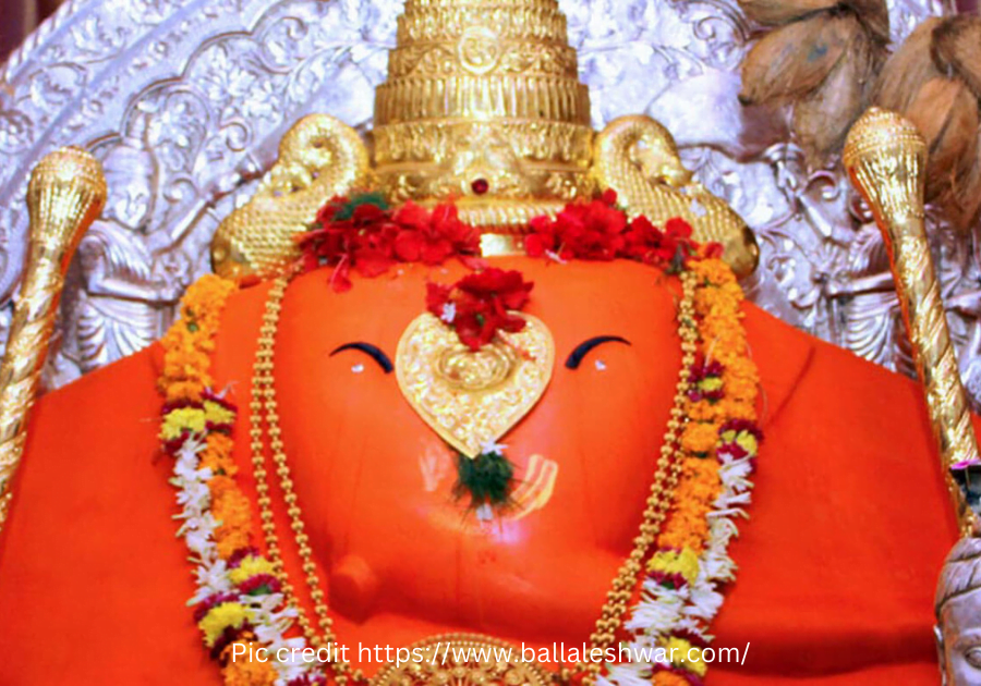 Ballaleshwar Ganesha Temple बल्लालेश्वर गणेश मंदिर