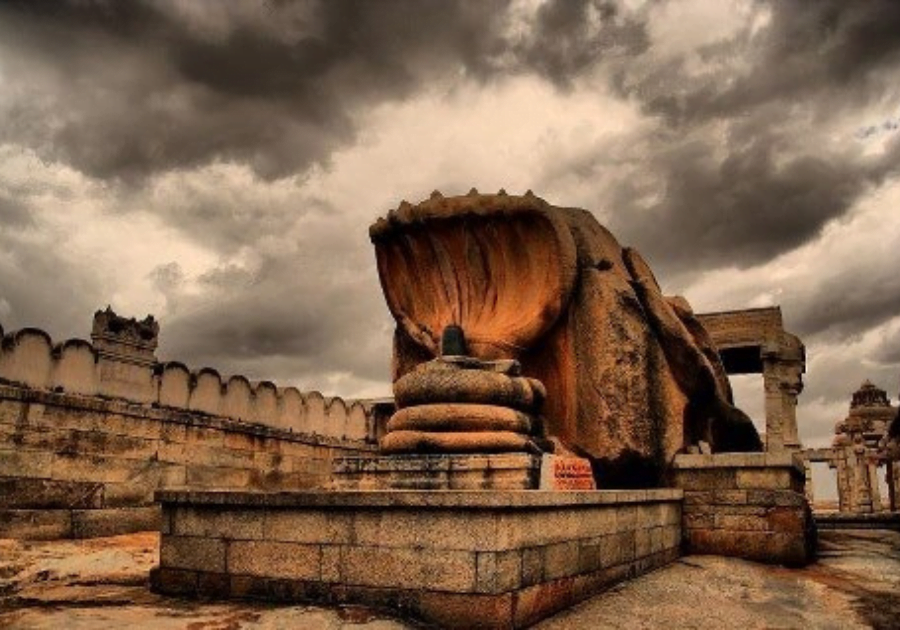 Lepakshi Veerabhadra Temple लेपाक्षी वीरभद्र मंदिर